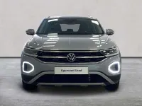 Usado VW T-Roc Style 150 HP (110 kW) 2025 Prateado SUV