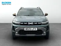 Used Dacia Duster Extreme 143 HP (105 kW) 2025 Green Hatchback