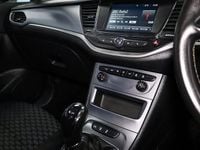 Second-hand Vauxhall Astra Design Edition 110 CP (80 kW) 2019 Argintiu Hatchback