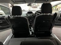 Used Ford B-MAX Zetec 88 HP (64 kW) 2017 Silver MPV