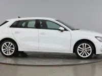 Second-hand Audi A3 Sportback Sport 150 CP (110 kW) 2022 Alb Hatchback