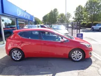 Używany Kia Ceed 135 KM (99 kW) 2017 Czerwony Hatchback