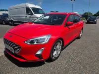 Used Ford Focus Zetec 120 HP (88 kW) 2019 Red Estate