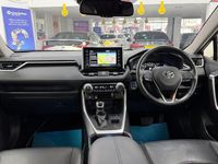 Used Toyota RAV4 Active 143 HP (105 kW) 2017 SUV