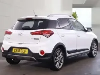 Used Hyundai i20 Active 100 HP (73 kW) 2018 White Hatchback