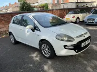 Used Fiat Punto Evo 69 HP (50 kW) 2011 White Hatchback