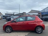 Used Toyota Yaris Plus 99 HP (72 kW) 2014 Red Hatchback