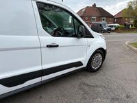 Used Ford Transit Connect 100 HP (73 kW) 2017 White MPV