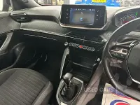 Gebraucht Peugeot 2008 Active+ 2023 Rot SUV