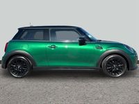 Usado Mini Cooper Classic 134 HP (98 kW) 2023 Verde Citadino