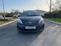 Used Toyota Yaris Multidrive S 101 HP (74 kW) 2013 Black Hatchback