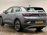 Usado VW ID.4 Pro 127 kW (174 HP) 2023 Azul SUV