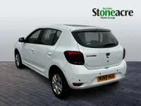 Used Dacia Sandero Comfort 90 HP (66 kW) 2018 White Hatchback