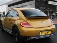 Usado VW Beetle Dune 105 HP (77 kW) 2017 Amarelo Citadino
