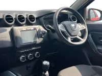 Used Dacia Duster Prestige 131 HP (96 kW) 2021 Red SUV
