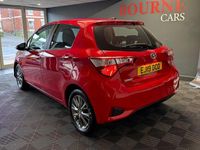 Used Toyota Yaris 72 HP (52 kW) 2019 Red Hatchback