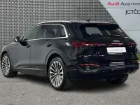 Usado Audi Q8 e-tron S-Line 250 kW (340 CV) 2023 Negro SUV