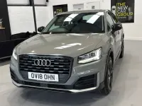 Usado Audi Q2 Design 150 HP (110 kW) 2018 Cinzento SUV