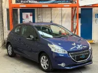 Used Peugeot 208 Active 82 HP (60 kW) 2014 Blue Hatchback