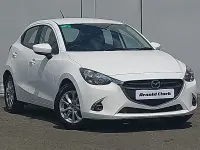 Used Mazda 2 75 HP (55 kW) 2019 White Hatchback