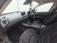 Usado Mazda 3 121 HP (88 kW) 2018 Cinzento Citadino