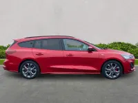 New Ford Focus ST-Line 155 HP (114 kW) 2025 Red Estate