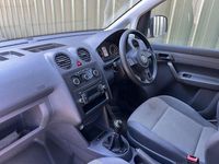 Used VW Caddy Maxi 140 HP (102 kW) 2013 Black MPV