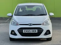 Usado Hyundai i10 SE 87 CV (63 kW) 2015 Blanco Utilitario