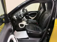 Używany Smart ForFour Premium 71 KM (52 kW) 2015 Żółty Hatchback