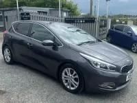 Używany Kia Ceed 2015 Srebrny Hatchback