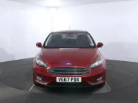 Used Ford Focus Zetec 125 HP (91 kW) 2017 Red Hatchback