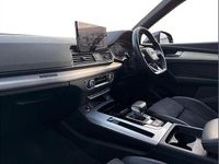 Used Audi Q5 S-Line 200 HP (147 kW) 2022 Grey SUV