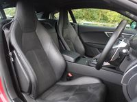 Used Jaguar F-Type R-Dynamic 300 HP (220 kW) 2019 Red Coupe