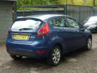 Usado Ford Fiesta Zetec 94 HP (69 kW) 2009 Azul Citadino