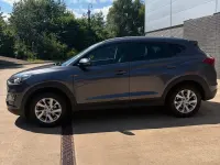 Used Hyundai Tucson SE 132 HP (97 kW) 2019 Grey SUV