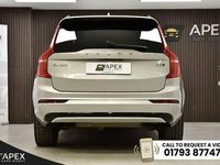 Usado Volvo XC90 Plus 250 HP (183 kW) 2022 SUV