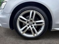 Begagnad Audi A4 S-Line 150 HK (110 kW) 2015 Silver Kombi