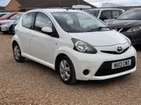 Used Toyota Aygo 68 HP (50 kW) 2013 White Hatchback