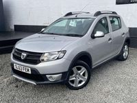 Used Dacia Sandero Stepway Ambiance 90 HP (66 kW) 2013 Silver Hatchback