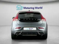 Begagnad Volvo V40 R-Design 121 HK (88 kW) 2018