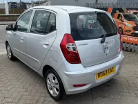 Used Hyundai i10 Active 83 HP (61 kW) 2013 Silver Hatchback