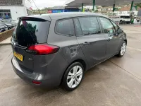 Used Vauxhall Zafira SRi 170 HP (125 kW) 2015 Grey MPV