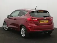 Used Ford Fiesta Titanium 125 HP (91 kW) 2018 Red Hatchback