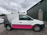 Used VW Caddy 104 HP (76 kW) 2009 White MPV
