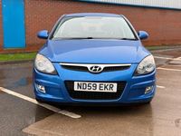 Używany Hyundai i30 108 KM (79 kW) 2009 Niebieski Hatchback