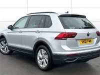 Usado VW Tiguan Life 150 CV (110 kW) 2021 Plateado SUV