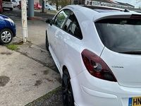 Second-hand Vauxhall Corsa Edition 2013 Alb Hatchback