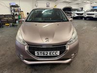 Second-hand Peugeot 208 Active 2012 Roz Hatchback