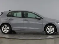 Usado VW Golf VIII Life 150 HP (110 kW) 2023 Cinzento Citadino