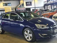 Used Vauxhall Astra SRi 115 HP (84 kW) 2013 Blue Hatchback